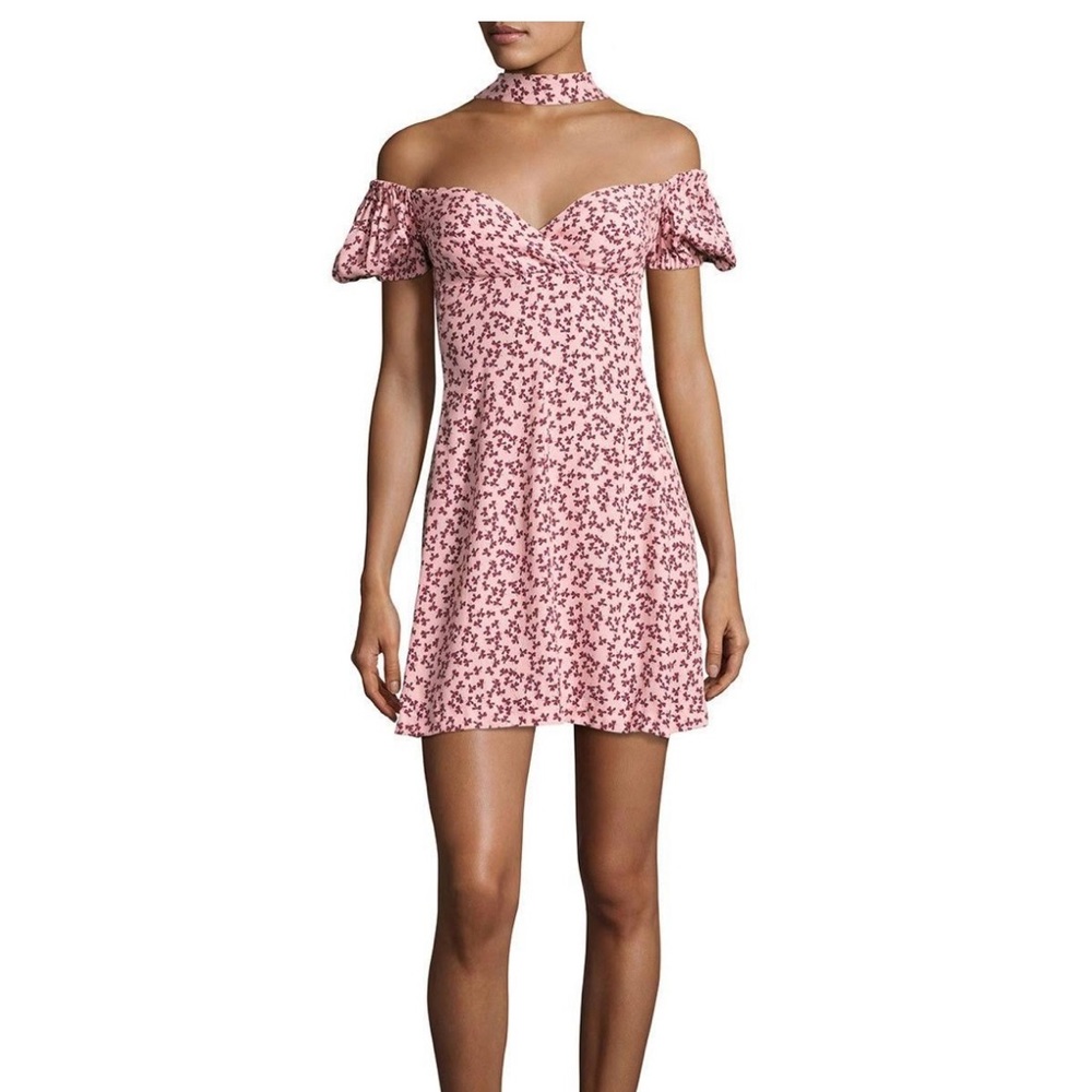 Alexis Loele Off Shoulder Choker Dress! Size: xs